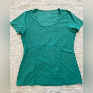 EDDIE BAUER Athletic Tee, EUC, Size L
